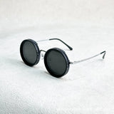 Adjustable dimming sunglasses